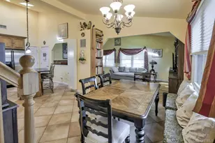 4 E Hill Dr, Smithtown, NY 11787 - Photo 10