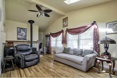 4 E Hill Drive, Smithtown, NY 11787 - Photo 6