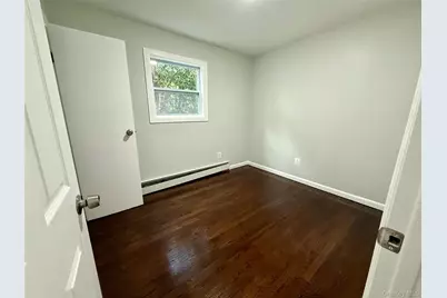 9 Holt Street, Amityville, NY 11701 - Photo 26