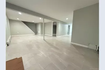 9 Holt Street, Amityville, NY 11701 - Photo 34