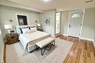 9 Holt St, Amityville, NY 11701 - Photo 12