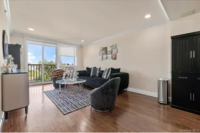 156 Beach 9th Street #4D, Far Rockaway, NY 11691 - Photo 10