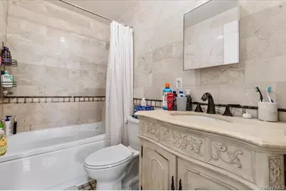 156 Beach 9th Street #4D, Far Rockaway, NY 11691 - Photo 16