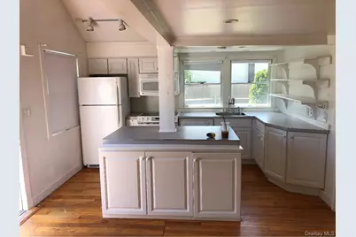 19 Carlson Lane, East Northport, NY 11731 - Photo 6