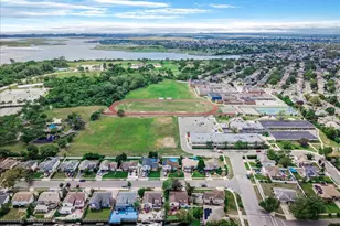 3249 Wolfson Dr, Baldwin, NY 11510 - Photo 8