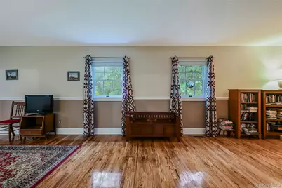 50 Hillcrest Avenue, Port Jefferson, NY 11777 - Photo 18