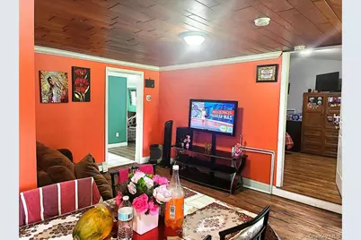 112 S Bedford Avenue, Islandia, NY 11749 - Photo 8