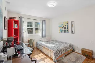 553 Amherst Dr, Woodmere, NY 11598 - Photo 24