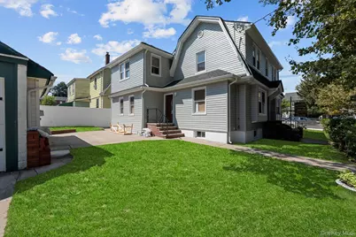 10708 132nd Street, Richmond Hill, NY 11419 - Photo 4