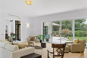 26 Georgian Ln, Water Mill, NY 11976 - Photo 8