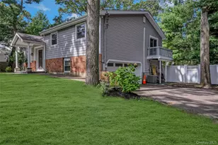 27 Upper Sheep Pasture Rd, East Setauket, NY 11733 - Photo 2