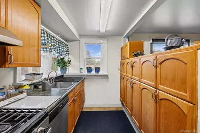 207 Sound Beach Boulevard, Sound Beach, NY 11789 - Photo 6