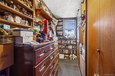 207 Sound Beach Boulevard, Sound Beach, NY 11789 - Photo 16