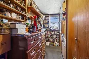 207 Sound Beach Blvd, Sound Beach, NY 11789 - Photo 16