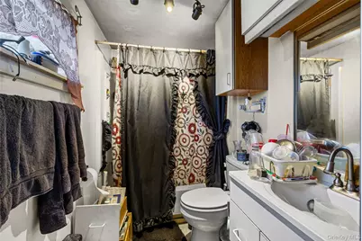 207 Sound Beach Boulevard, Sound Beach, NY 11789 - Photo 20