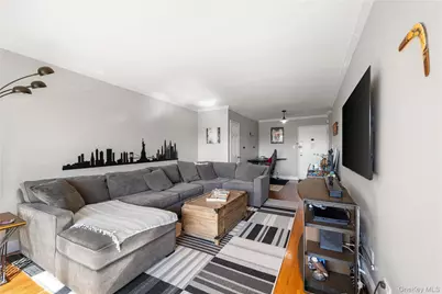 211-40 18th Avenue #6J, Bayside, NY 11360 - Photo 2