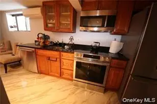 2032 Hobart Ave, Bronx, NY 10461 - Photo 18