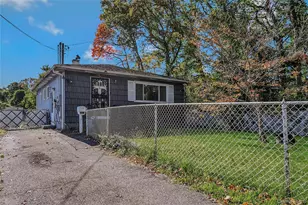 92 Grand Blvd, Wyandanch, NY 11798 - Photo 2