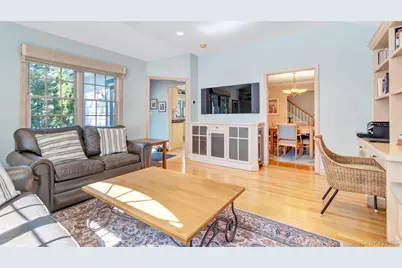 35 Carlton Street, Malverne, NY 11565 - Photo 18