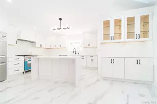 86-32 Midland Pkwy, Jamaica, NY 11432 - Photo 14