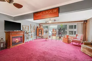 246 Blacksmith Rd, Levittown, NY 11756 - Photo 8