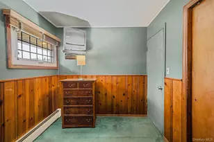 246 Blacksmith Rd, Levittown, NY 11756 - Photo 18