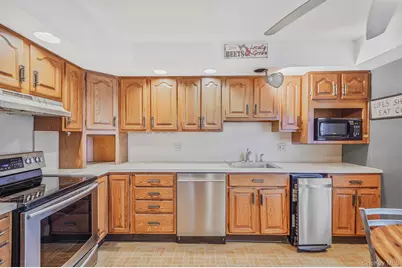 246 Blacksmith Road, Levittown, NY 11756 - Photo 4