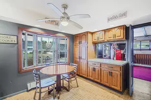 246 Blacksmith Rd, Levittown, NY 11756 - Photo 6