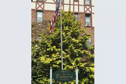 160-15 Powells Cove Boulevard #D302, Whitestone, NY 11357 - Photo 1