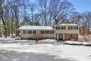 55 Hoags Cross Rd, Ossining, NY 10562 - Photo 2