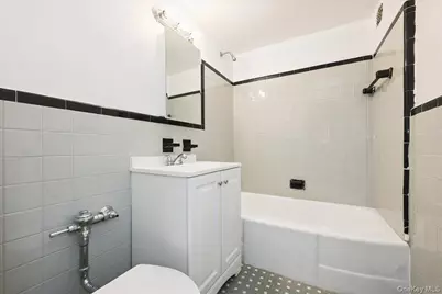 110-45 Queens Boulevard #312, Forest Hills, NY 11375 - Photo 30