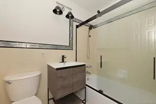 6 Birchwood Ct, Mineola, NY 11501 - Photo 8