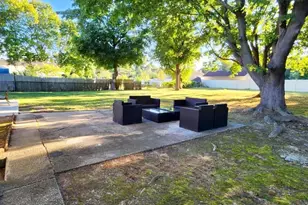 566 Locust Ave, Oakdale, NY 11769 - Photo 30