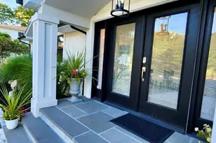 566 Locust Ave, Oakdale, NY 11769 - Photo 4