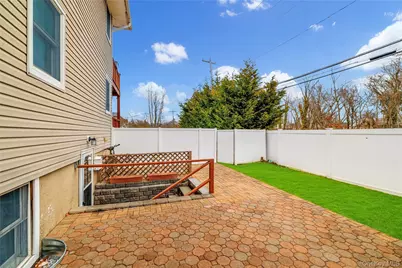 3731 Park Avenue, Wantagh, NY 11793 - Photo 4