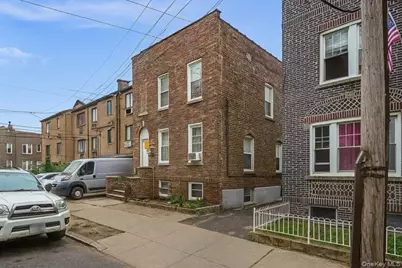 1539 Hollywood Avenue, Bronx, NY 10461 - Photo 2