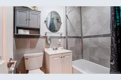 1539 Hollywood Avenue, Bronx, NY 10461 - Photo 22