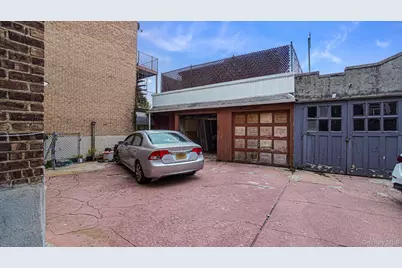 1539 Hollywood Avenue, Bronx, NY 10461 - Photo 4