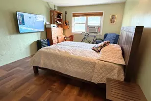 15 Harrison Ave, Amityville, NY 11701 - Photo 14