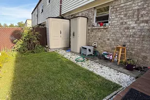 15 Harrison Ave, Amityville, NY 11701 - Photo 26