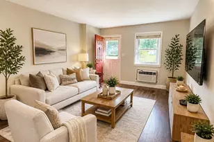 15 Harrison Ave, Amityville, NY 11701 - Photo 4
