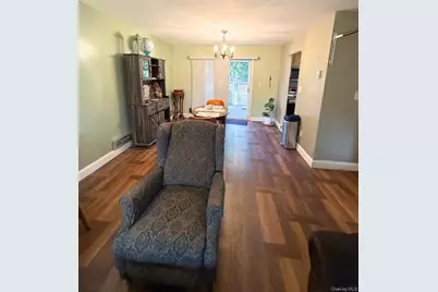 15 Harrison Avenue #15B, Amityville, NY 11701 - Photo 6