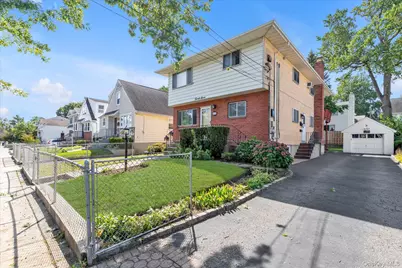 27 Juniper Road, Port Washington, NY 11050 - Photo 2