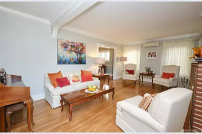 20 Geranium Avenue, Floral Park, NY 11001 - Photo 8