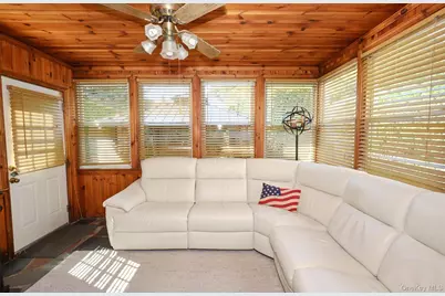 20 Geranium Avenue, Floral Park, NY 11001 - Photo 22