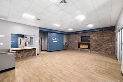 982 Main Street #Suite 5, Fishkill, NY 12524 - Photo 42