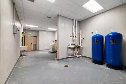 982 Main Street #Suite 5, Fishkill, NY 12524 - Photo 30