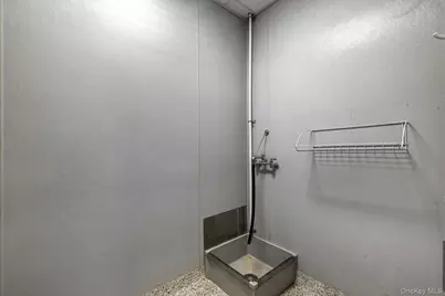 982 Main Street #Suite 5, Fishkill, NY 12524 - Photo 18