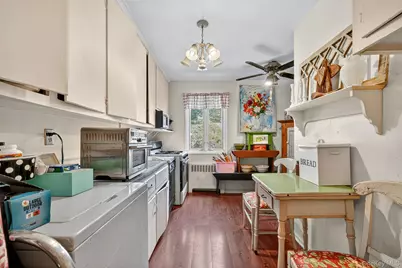 72 Lawrence Court #D, White Plains, NY 10603 - Photo 10