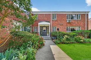 72 Lawrence Ct, White Plains, NY 10603 - Photo 2